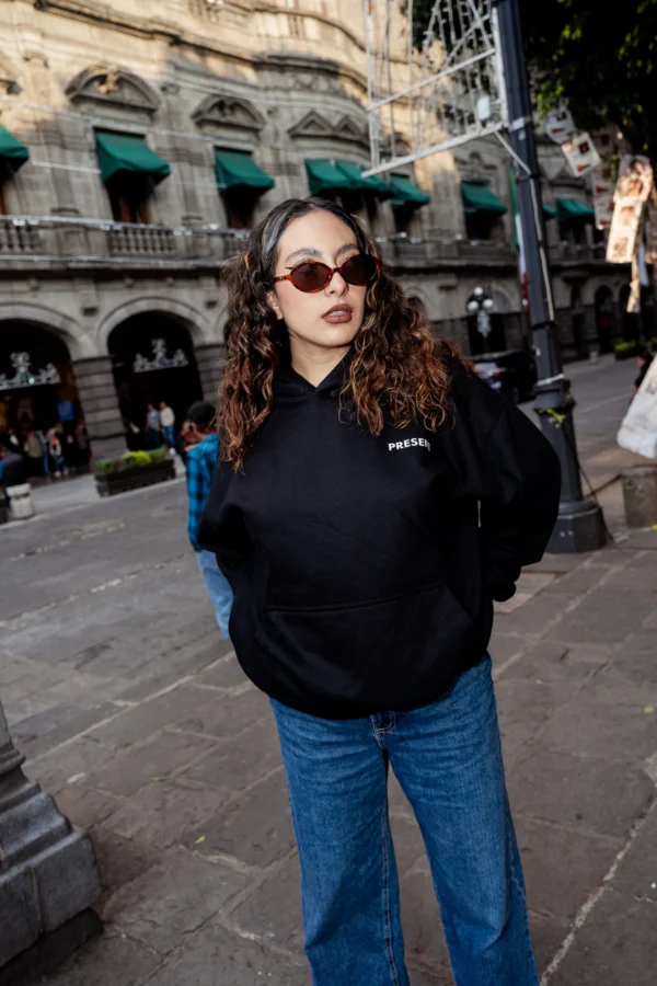 Sudadera Present Signature Negra